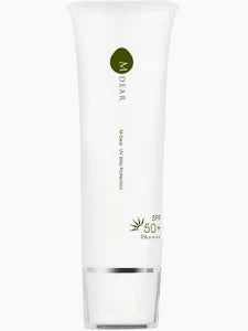 UVシルキープロテクション
SPF50+ PA++++ UV耐水性★★
